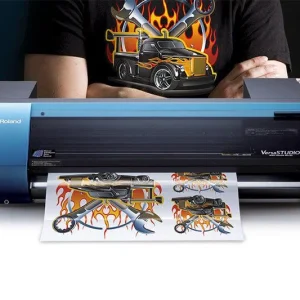 Zwart T-Shirt met eigen opduk